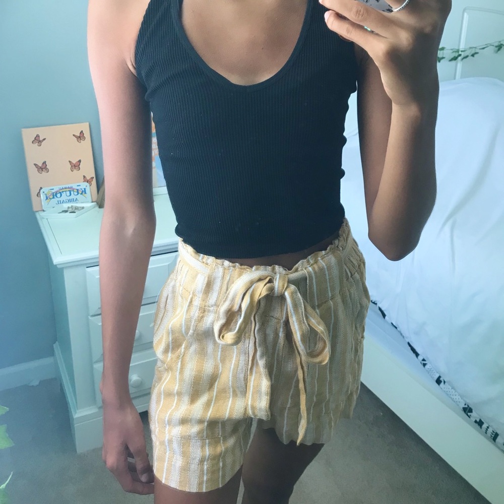 flattering tie shorts